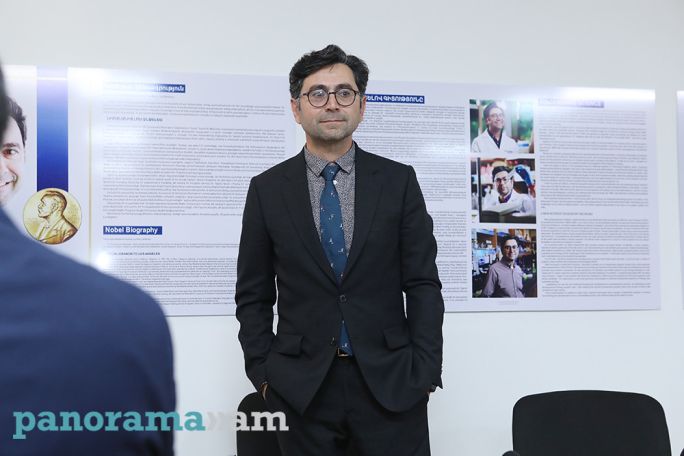 Нобелевский лауреат Ардем Патапутян подарил свою премию Музею истории Армении