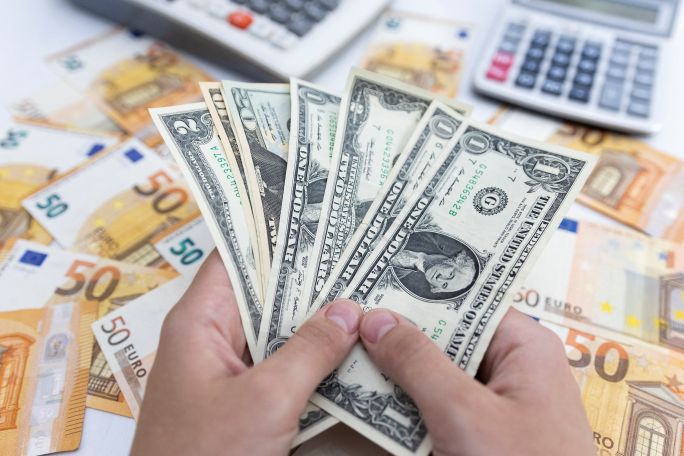 Euro rises with focus on ECB as dollar retreats