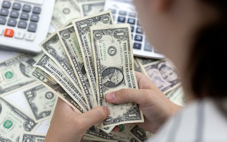 Բանկերն այսօր դոլարը գնում են միջինը 401.18  դրամով, վաճառում՝ 409 դրամով