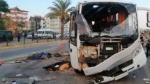 Автобус с 29 российскими туристами врезался в бетономешалку в Турции