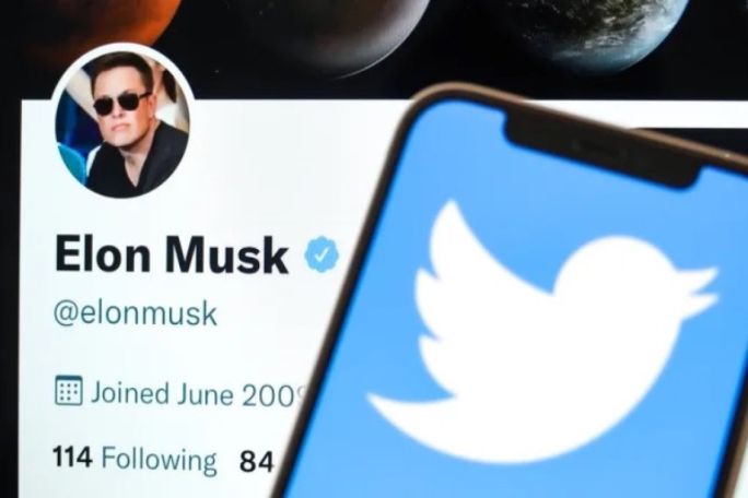 Elon Musk backs out of $44bn Twitter deal