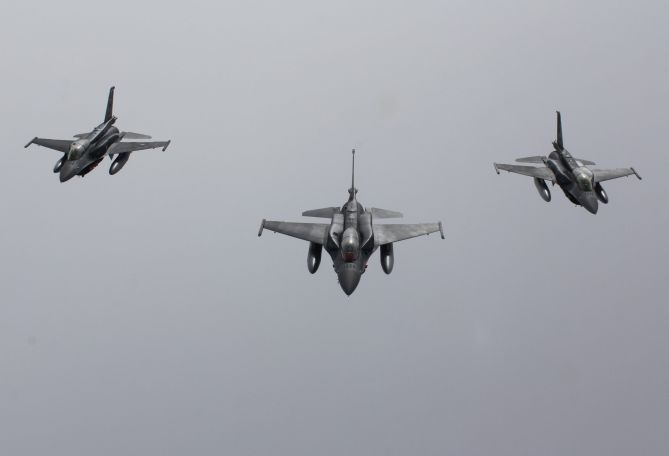 U.S. lawmakers pledge to block F-16 sale to Turkey