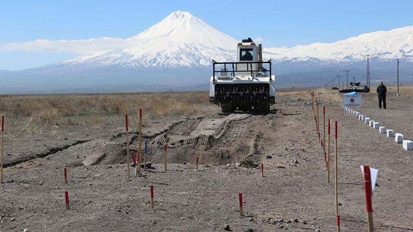 Turkey reportedly demining border with Armenia