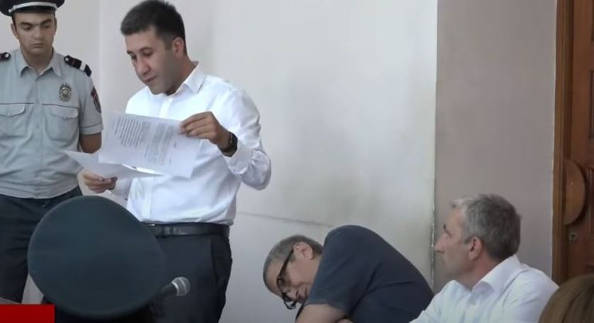 Դատական նիստի ընթացքում պրոդյուսեր Արմեն Գրիգորյանն ուշագնաց եղավ