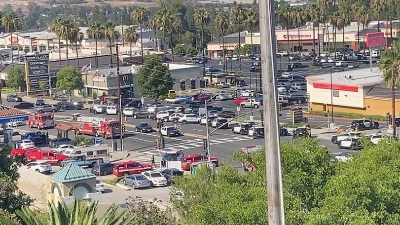 Two killed, five wounded in shooting at Los Angeles park