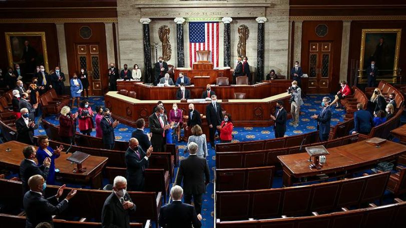 Former Republicans and Democrats form new third  party in U.S.