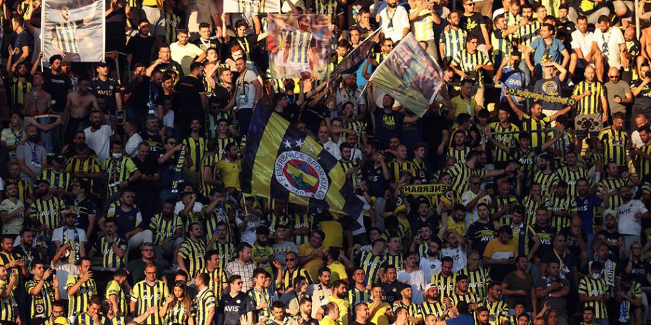 UEFA probes Turkey's Fenerbahce after Putin chants against Kyiv team