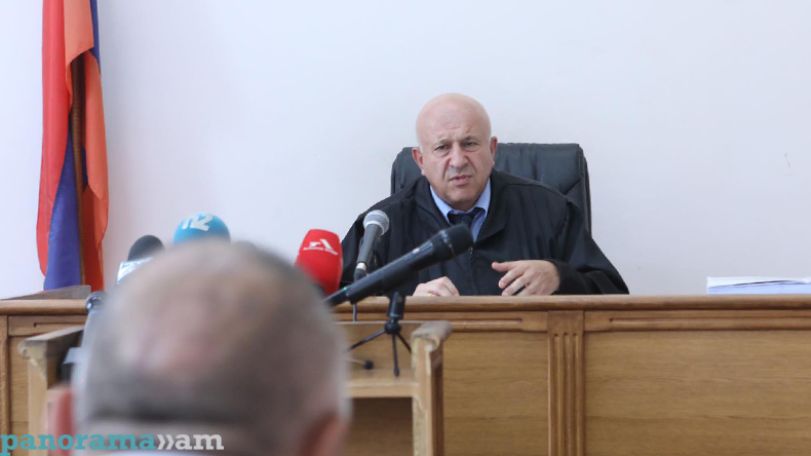 Դատավոր Մնացական Մարտիրոսյանի որոշմամբ՝  Ավետիք Չալաբյանը կրկին կալանավորվեց
