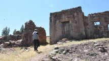 Թուրքիայում գանձագողերն ավերում ու կողոպտում  են նախկինում հայաբնակ «խորհրդավոր գյուղ» Աղըլը