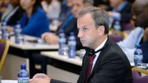 Аркадий Дворкович переизбран на пост президента ФИДЕ
