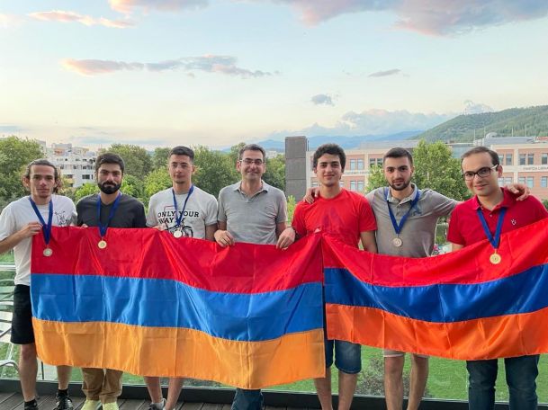 6 մեդալ՝ Մաթեմատիկական միջազգային ուսանողական օլիմպիադայից