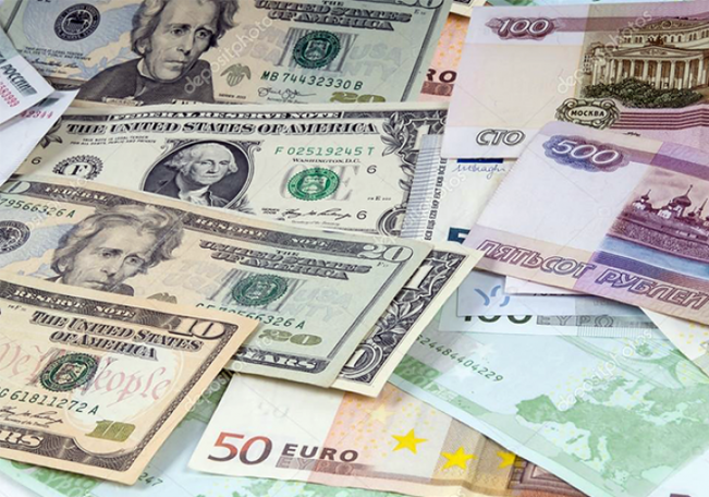 Բանկերում եվրոն գնում են 399.12 դրամով, դոլարը՝ 404.64 դրամով