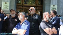Родители погибших военнослужащих потребуют у Генпрокурора Армении задержать Никола Пашиняна