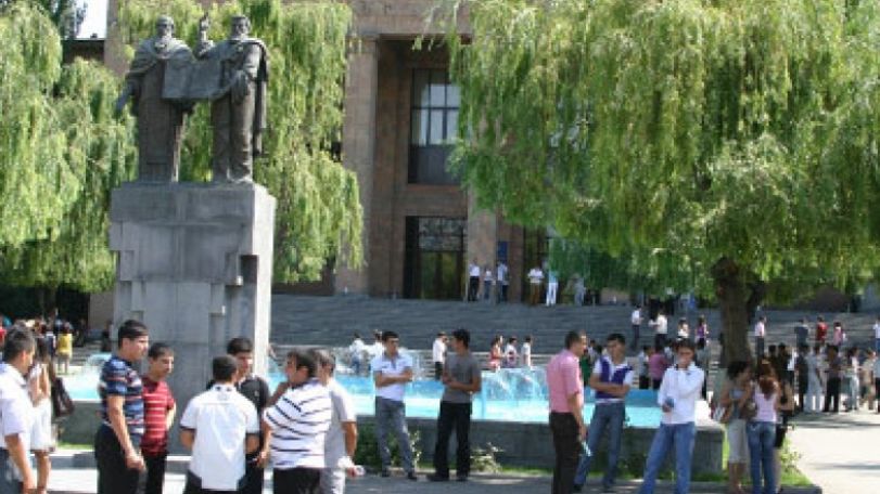 3877 անվճար տեղ նախնական և  8173` միջին մասնագիտական կրթական հաստատություններում
