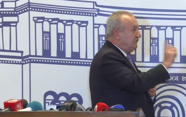 Նաև սանհանգույցների քանակով ԵՊՀ-ն շատ վաղուց այլևս չի համապատասխանում որևէ ստանդարտի.Դումանյան
