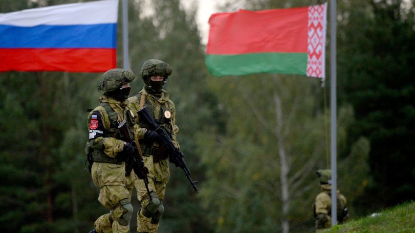 Лукашенко договорился с Путиным о развертывании совместной региональной группировки войск