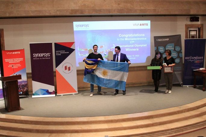 Հայաստանում հաջողությամբ անցկացվել է միկրոէլեկտրոնիկայի ամենամյա միջազգային 17-րդ օլիմպիադայի եզրափակիչ փուլը