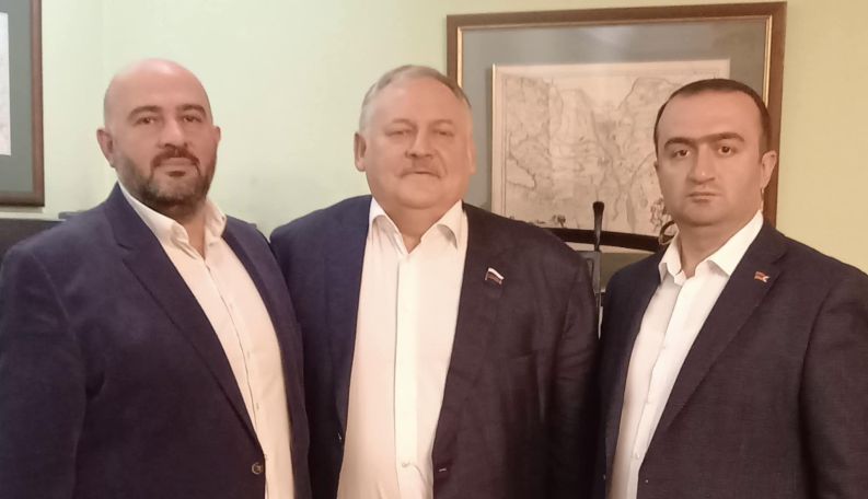 Гегам Степанян: Призываю своих коллег из РА не создавать правовые препятствия для въезда Константина Затулина в Армению и Арцах