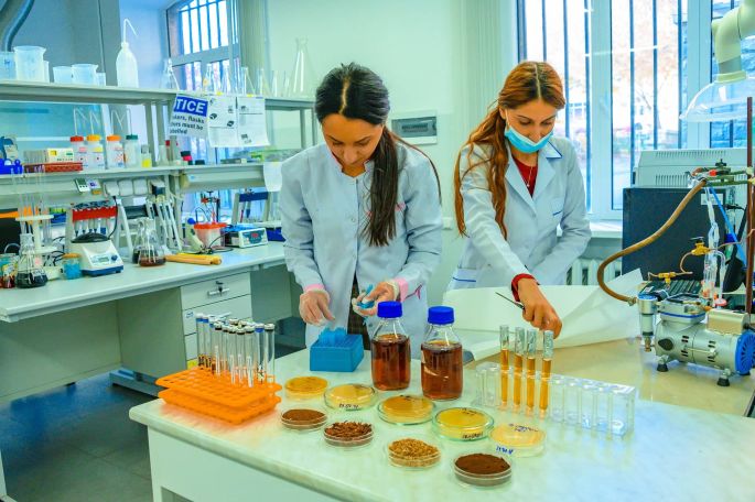YSU biologists make organic fertilizer from coffee waste