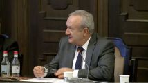 50% հավելավճար կստանան այս տարի ատեստացիայի մասնակցած ուսուցիչների 6%-ը. Վահրամ Դումանյան