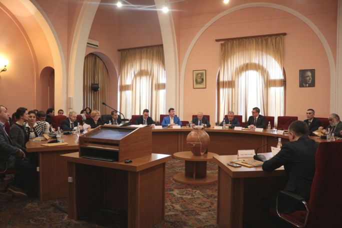 Ադրբեջանը կեղծ դրույթ է պարտադրում աշխարհին․ակադեմիկոս Յուրի Սուվարյան