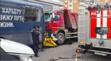 В Москве задержан водителя грузовика: по его вине погибли два человека в такси