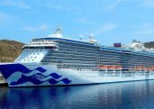 Cruise ship with 800 Covid cases on board docks in Sydney