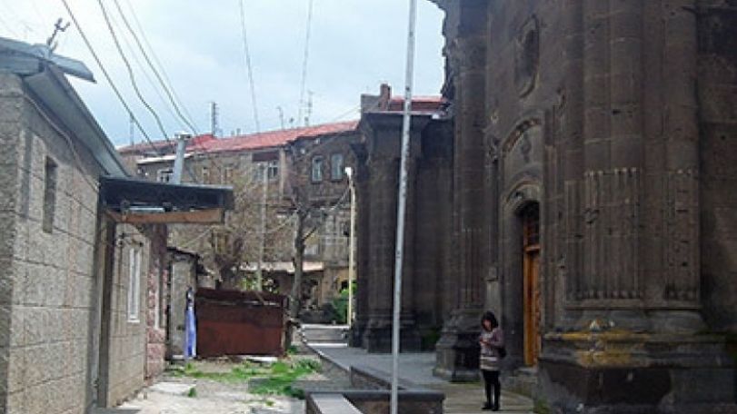 «Դժբախտ քաղաք է Գյումրին…». բնակարանաշինությունը դարձյալ հետաձգվեց