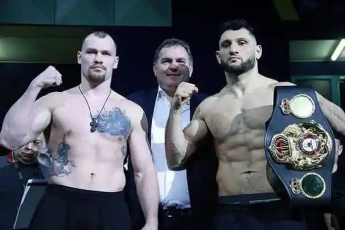 Боксер Арсен Гуламирян сохранил чемпионский титул WBA