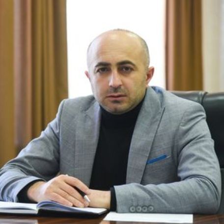 Айк Ханумян подал в отставку с должности министра территориального управления и инфраструктур Арцаха