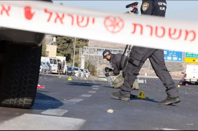 1 killed, 18 wounded in Jerusalem blasts