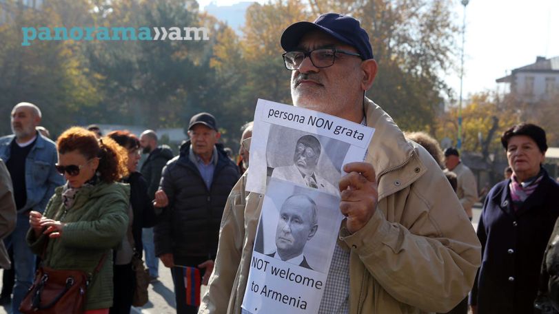 Вардгес Гаспари требует запретить Путину въезд в Армению