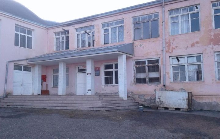 Նախիջևանիկի դպրոցի շենքը վթարային վիճակում է . տնօրեն
