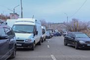 Полиция МВД Арцаха: Связывающая Республику Арцах с Арменией и миром единственная дорога остается закрытой уже 9 часов