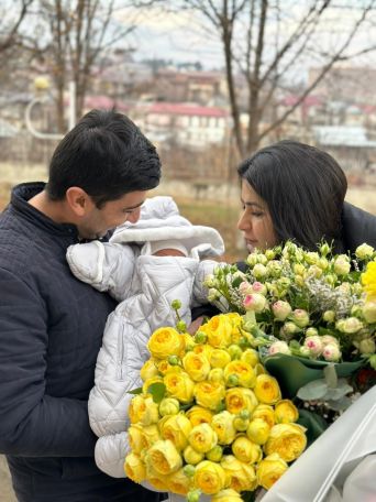 В блокадном Арцахе на свет появляются малыши