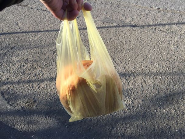 В Арцахе хлеб продают в ограниченном количестве: по 2 буханки на человека