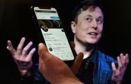 Twitter users vote for Elon Musk to step down as CEO