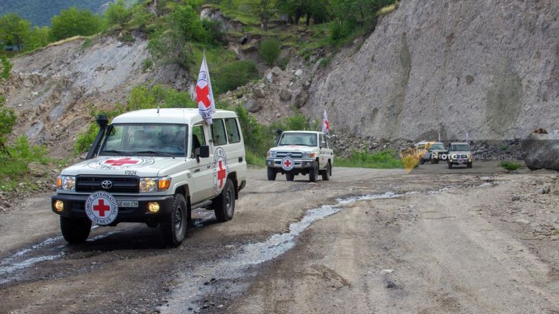 ICRC helps transfer two seriously ill Artsakh patients to Armenia