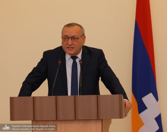 Ադրբեջանի և Արցախի միջև քաղաքական և հումանիտար բանակցություններ կարող են տեղի ունենալ միայն ու միայն փոխվստահության մթնոլորտում. Թովմասյան