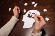 Ученые выяснили, какие упражнения могут отсрочить развитие деменции