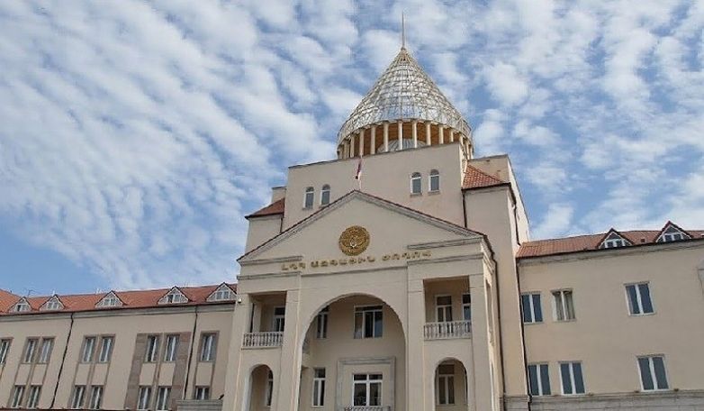 Фракции НС Арцаха: Призываем Армению и Россию принять срочные меры для предотвращения гуманитарной катастрофы
