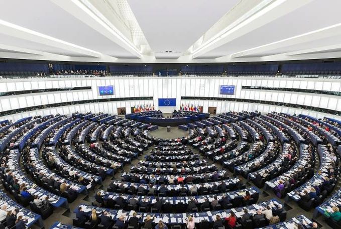 European Parliament demands Azerbaijan immediately reopen Lachin corridor