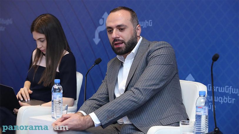 Юрист: Необходимо было привлечь Папикяна к уголовному делу, предоставив ему четкий статус