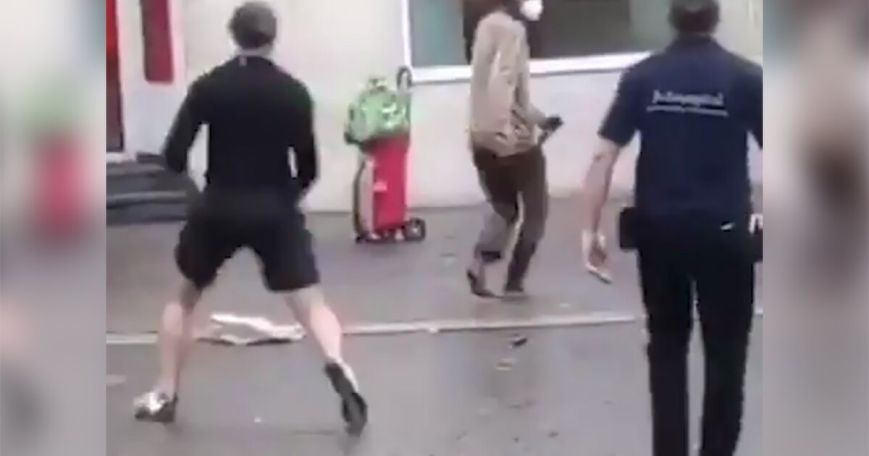 В результате нападения с ножом в Германии погибли два человека