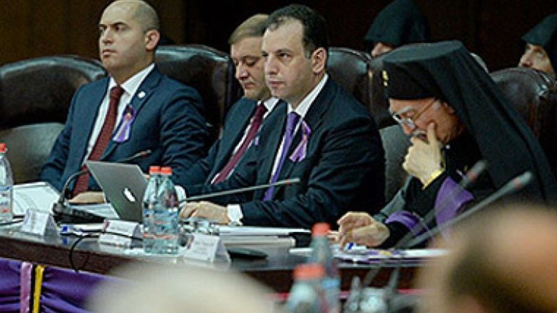 Виген Саркисян: К 100-й годовщине Геноцида армян будет принята Всеармянская декларация