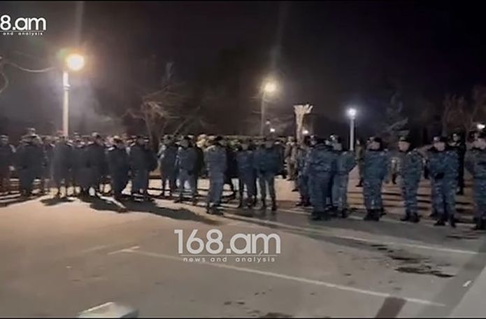 К визиту Никола Пашиняна в «Ераблур» стянуты многочисленные силы Полиции
