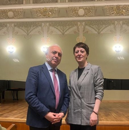 Վրաստանում ՀՀ դեսպանը Թբիլիսիի պետական կոնսերվատորիայի ռեկտորի հետ քննարկել են մշակութային հարցեր