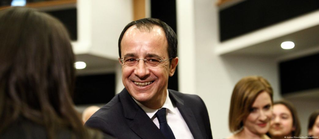 Ex-minister Nikos Christodoulides wins Cyprus presidential election