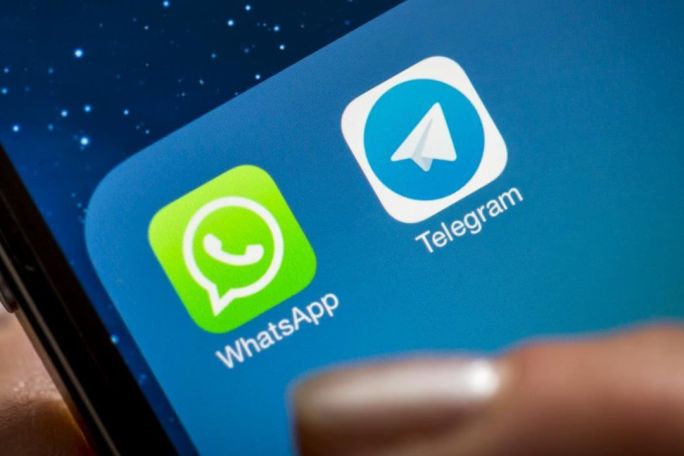 WhatsApp chief urges everyone to leave Telegram