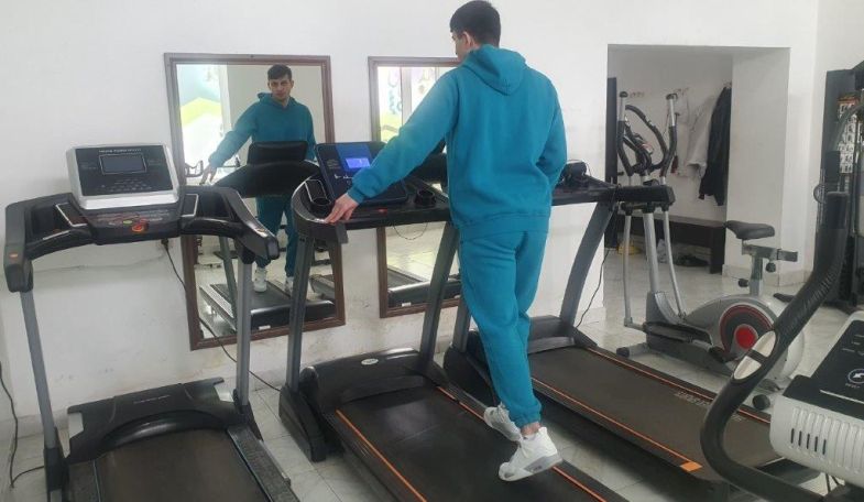 Օրթեզավորում՝ վիրավորում ստացած զինվորներին կյանքի հուն վերադարձնելու նպատակով Վիվա-ՄՏՍ-ն ու «Զինվորի տուն»-ը դարձյալ ձեռքբերում ունեն. 22-ամյա Հայկի պատմությունը